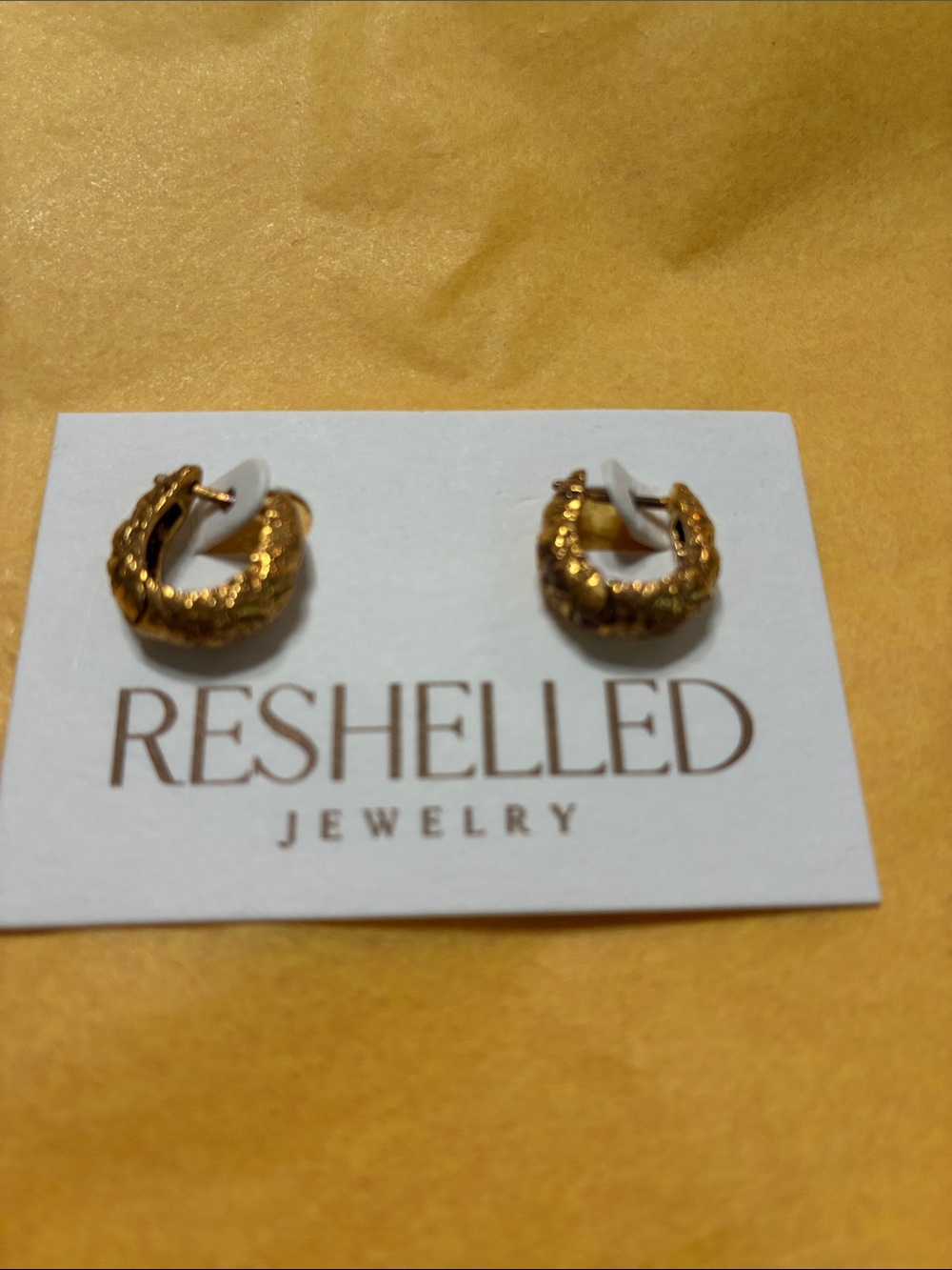 Reshelled Jewelry The Sona Hoop Earrings - Small Gold Textured